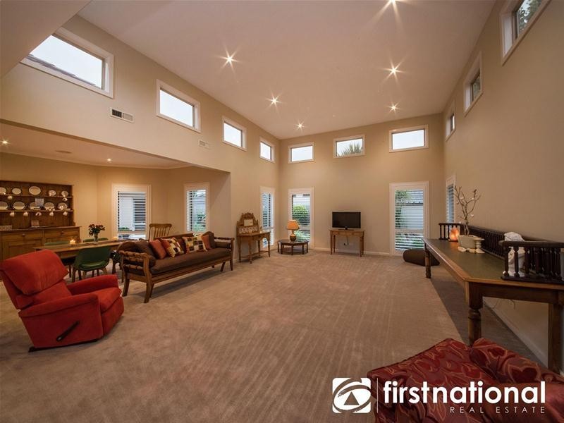 2/138 Greaves Road, Narre Warren South VIC 3805