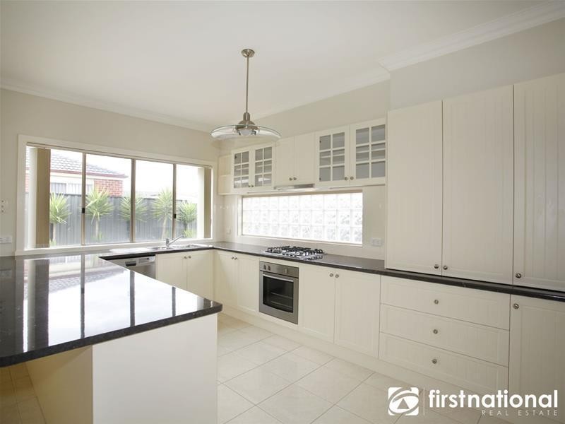 23 Adrian Drive, Pakenham VIC 3810