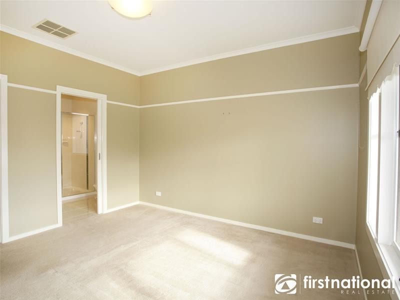 23 Adrian Drive, Pakenham VIC 3810