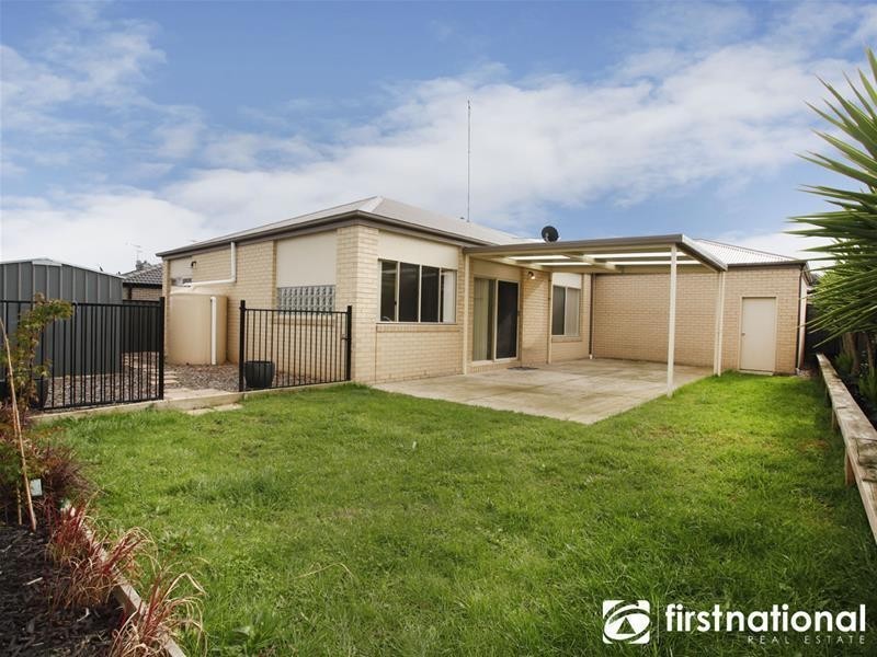 23 Adrian Drive, Pakenham VIC 3810