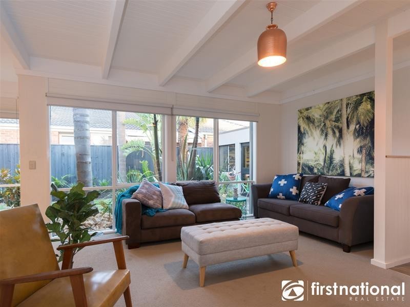 2 Jacqueline Court, Berwick VIC 3806