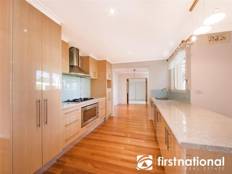 6 Russel Avenue, Berwick VIC 3806