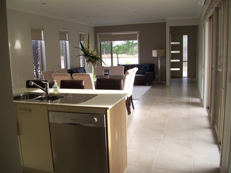 70 Alisma Boulevard, Cranbourne North VIC 3977