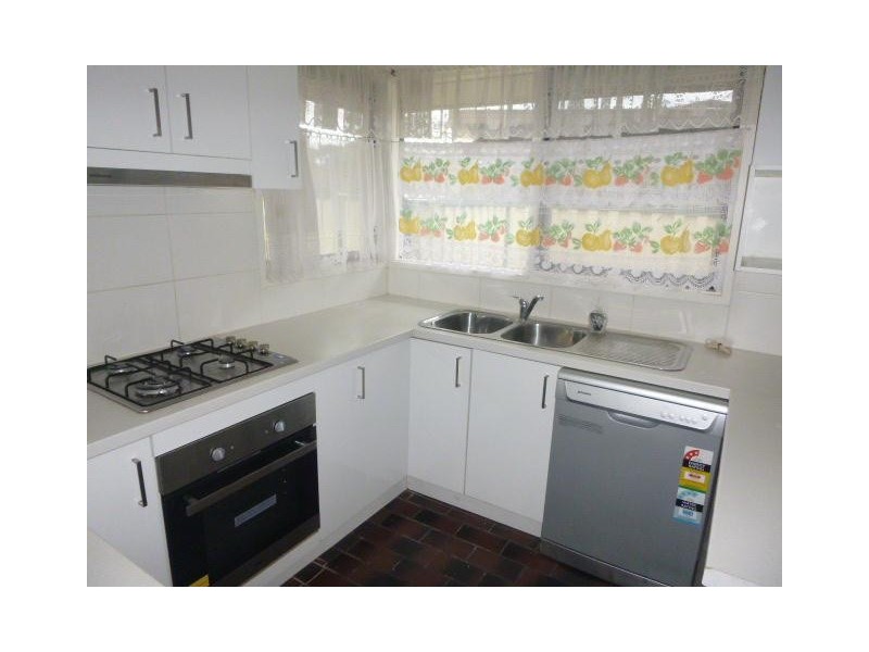 23 Floriana Avenue, Doveton VIC 3177