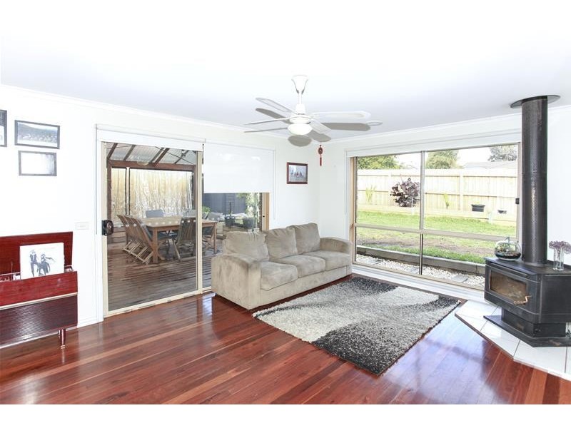 2 Fira Court, Narre Warren VIC 3805
