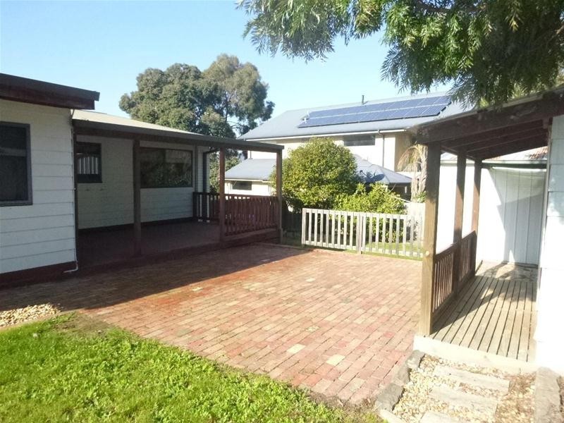 21 Memorial Drive, Narre Warren North VIC 3804