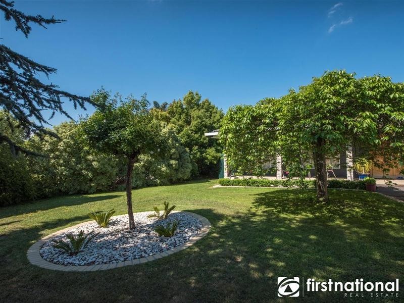 6 Glenwood Road, Narre Warren North VIC 3804