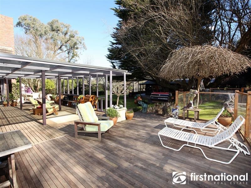 67 Buchanan Road, Berwick VIC 3806