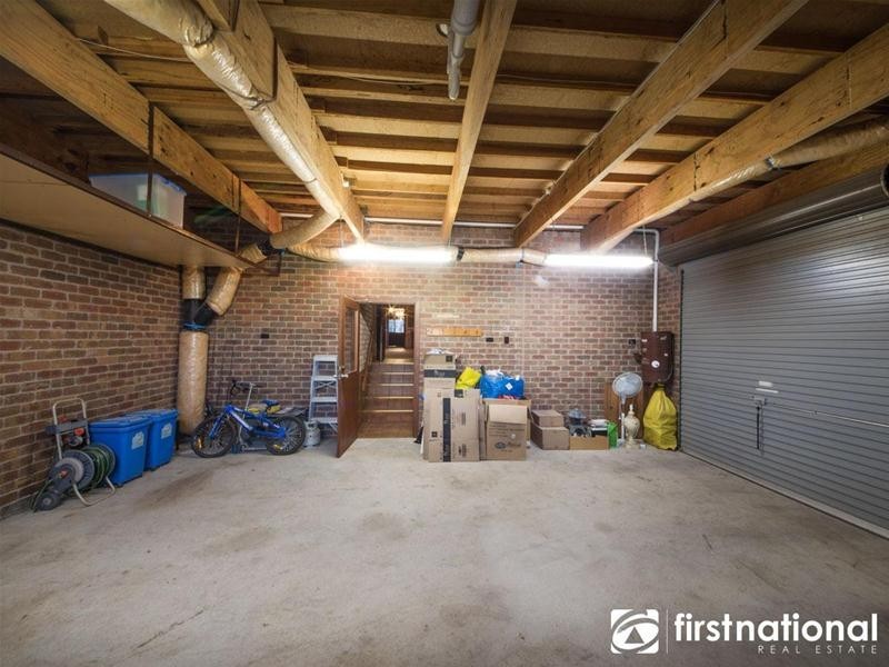 16 Howell Drive, Berwick VIC 3806