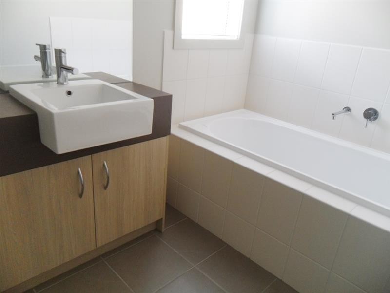 6 Turnbridge Road, Officer VIC 3809