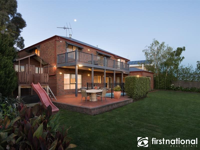 31 Clearwater Drive, Pakenham VIC 3810