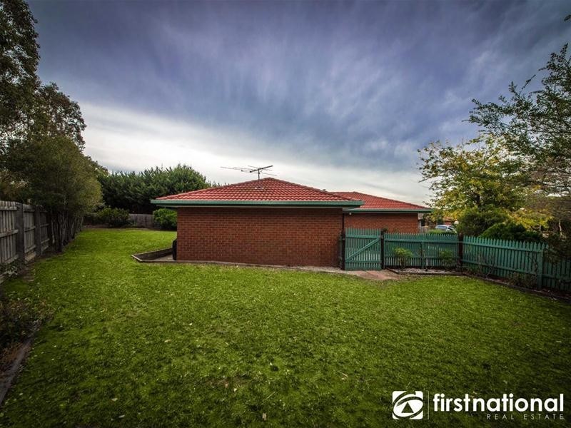 7 Hillman Court, Berwick VIC 3806