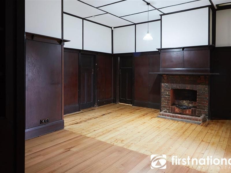 65 Racecourse Road, Pakenham VIC 3810