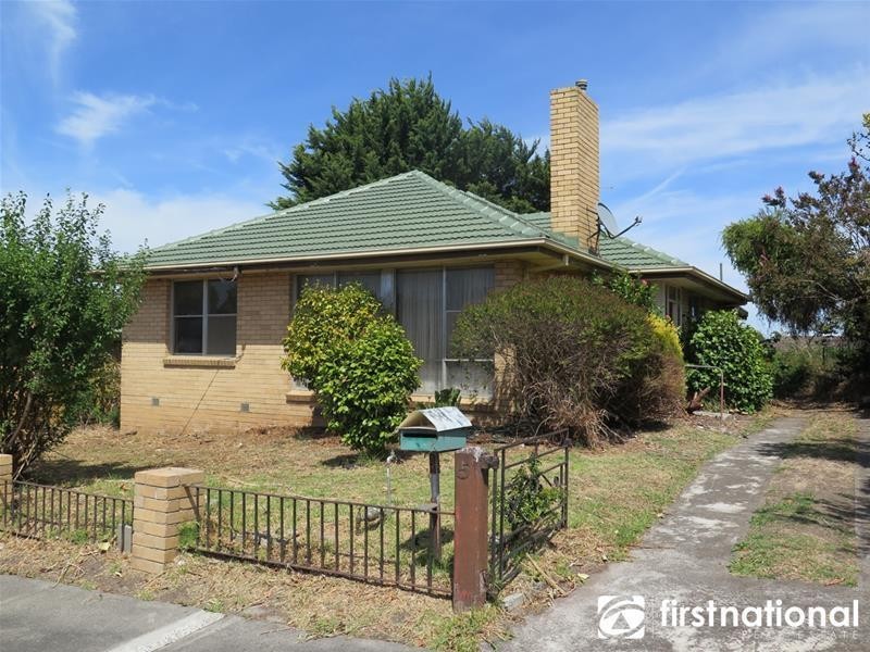 5 Deveney Street, Pakenham VIC 3810