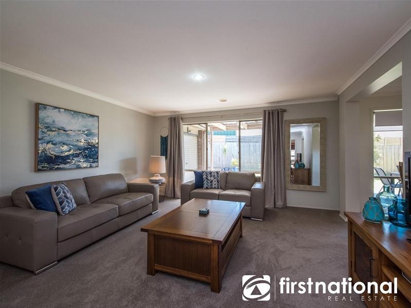 4 Broadland Way, Narre Warren South VIC 3805