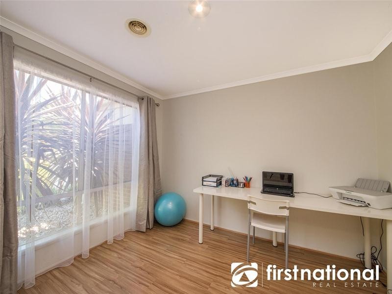 4 Broadland Way, Narre Warren South VIC 3805