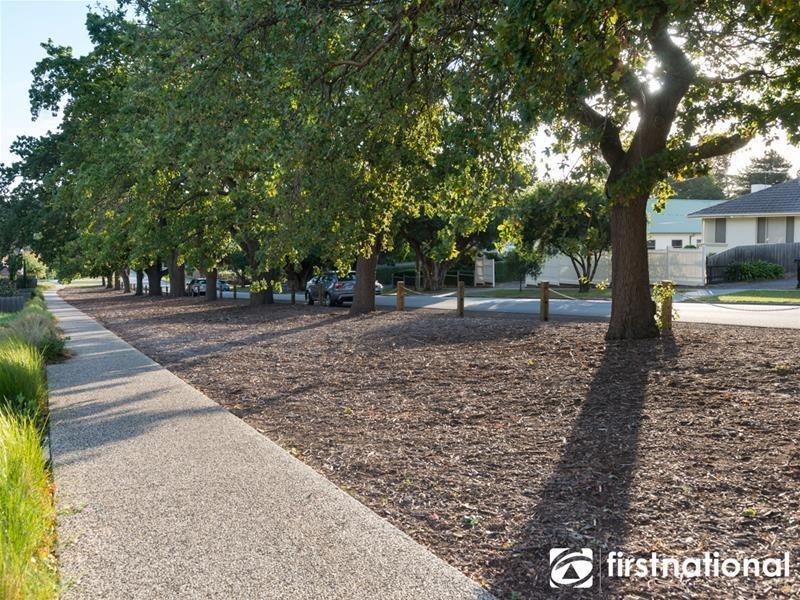 43 Main Street, Narre Warren North VIC 3804