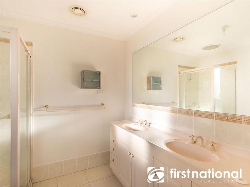 23 Hartsmere Drive, Berwick VIC 3806