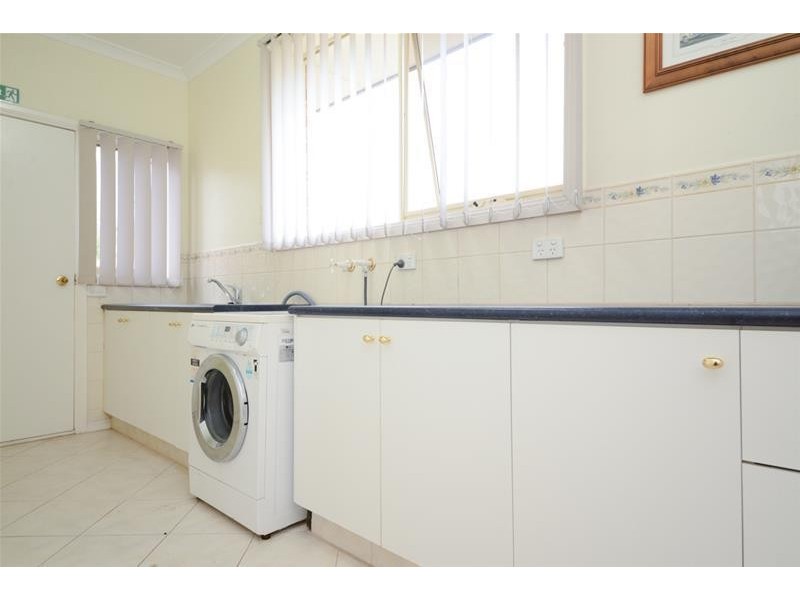 33 Harold Keys Drive, Narre Warren South VIC 3805