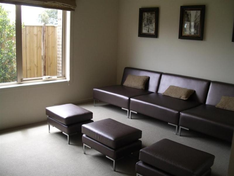 36 Yellowbox Crescent, Lyndhurst VIC 3975