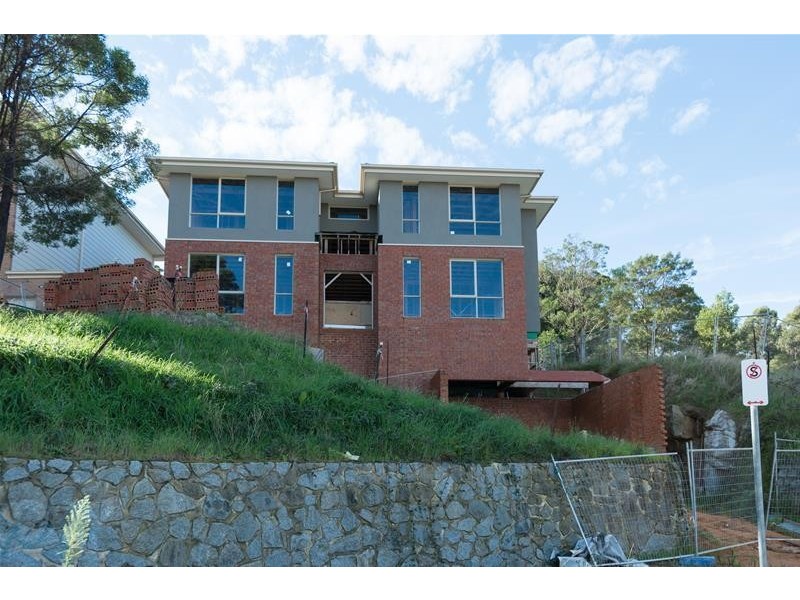 19 Montbrae Circuit, Narre Warren North VIC 3804