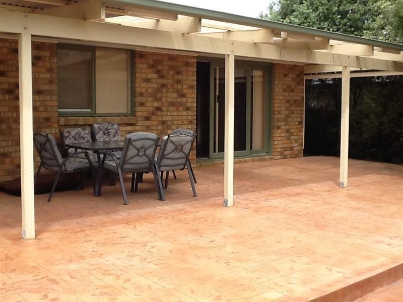 24 Hillview Rise, Hampton Park VIC 3976