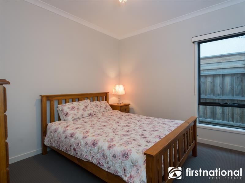 43 Mackellar Street, Pakenham VIC 3810