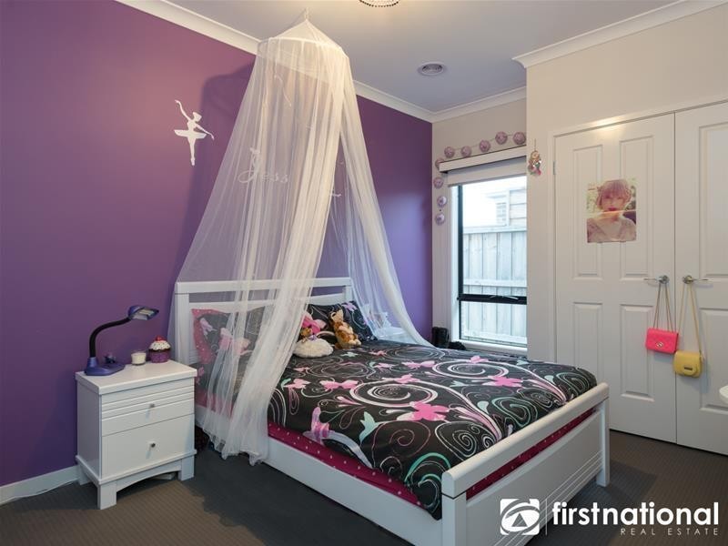 43 Mackellar Street, Pakenham VIC 3810