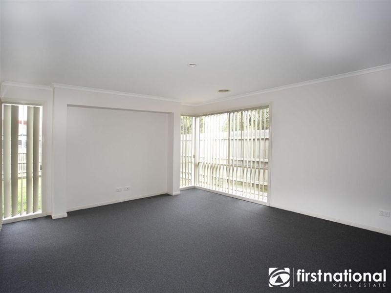 12 Park Boulevard, Pakenham VIC 3810