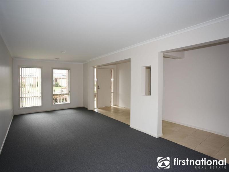 12 Park Boulevard, Pakenham VIC 3810