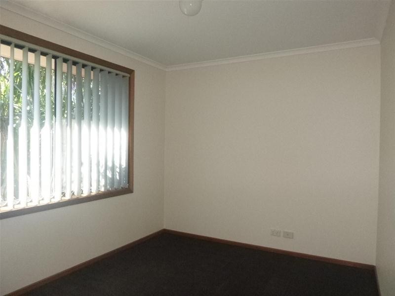 2/2 Warwickshire Court, Narre Warren VIC 3805