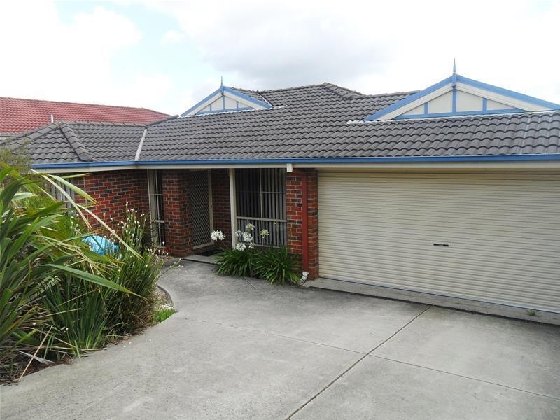 69 Jarryd Crescent, Berwick VIC 3806