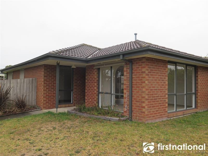 2 Souhail Court, Berwick VIC 3806