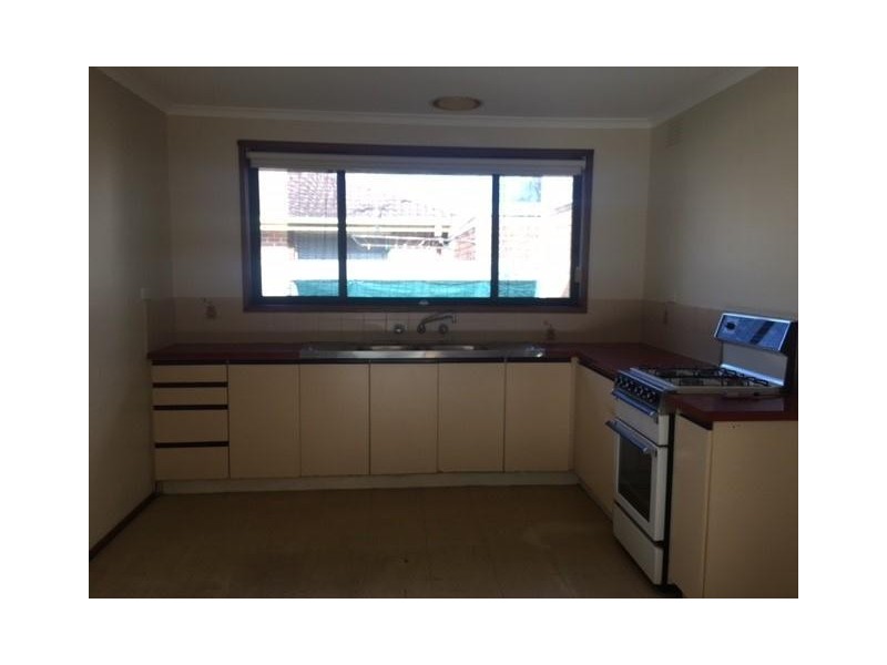 2/83 Princes Highway, Beaconsfield VIC 3807