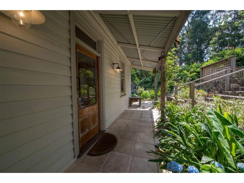 288 Belgrave Gembrook Road, Clematis VIC 3782