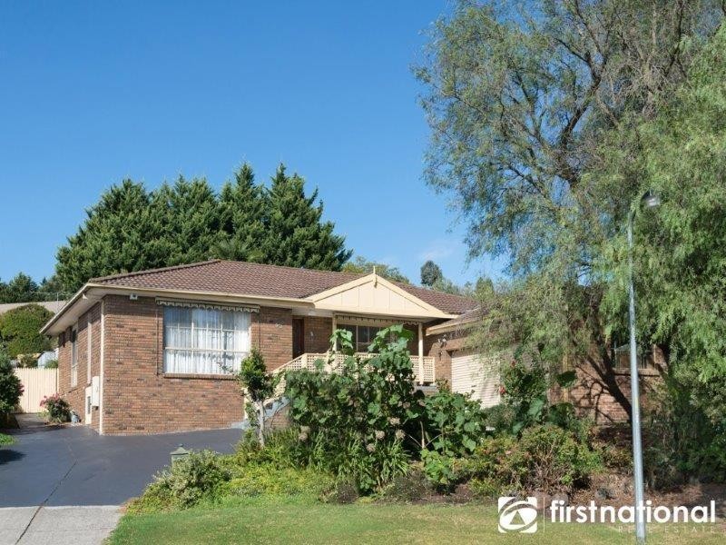 85 Strathavan Drive, Berwick VIC 3806