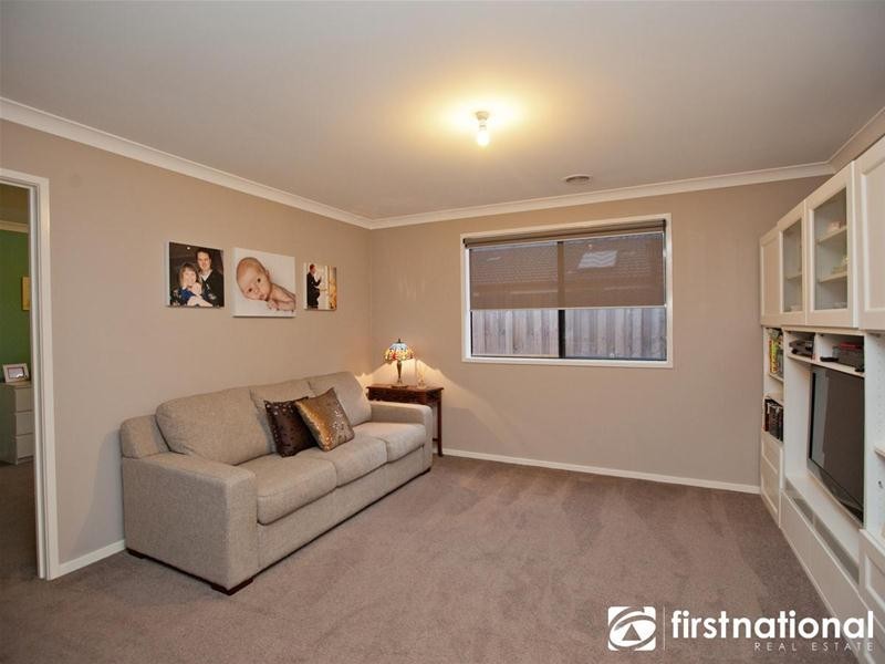 15 Webster Way, Pakenham VIC 3810