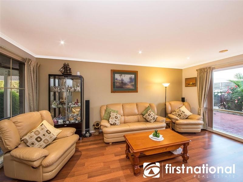 7 Kingfisher Court, Pakenham VIC 3810