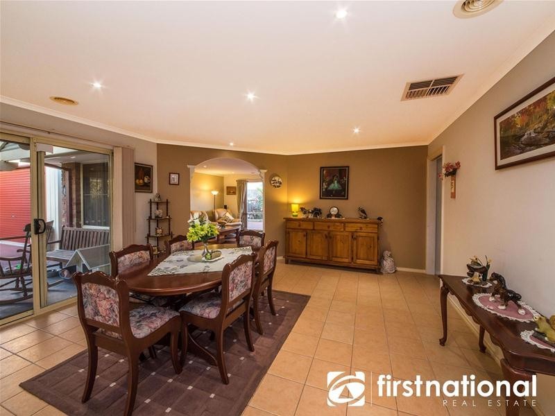 7 Kingfisher Court, Pakenham VIC 3810