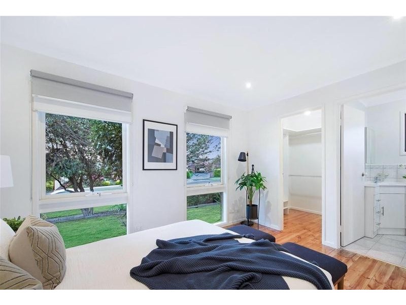 3 Mckenry Place, Dandenong North VIC 3175