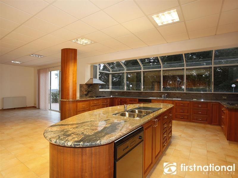 195 Yackatoon Road, Beaconsfield Upper VIC 3808