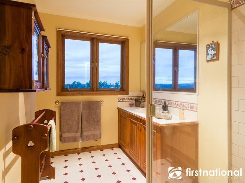 7 William Leonard Court, Narre Warren South VIC 3805