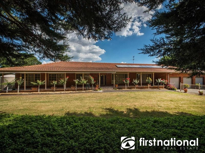 5 Fairmont Court, Narre Warren North VIC 3804