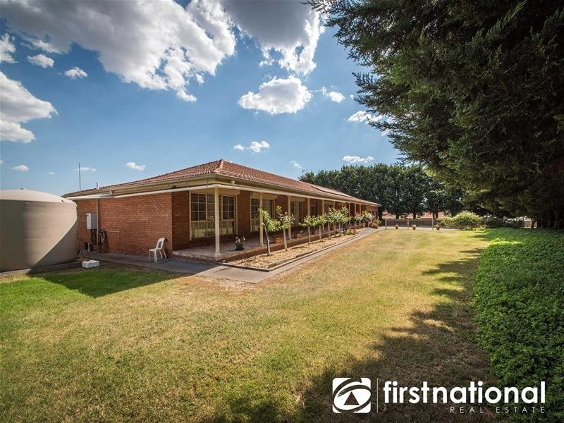 5 Fairmont Court, Narre Warren North VIC 3804