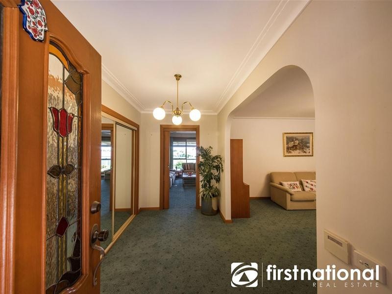 5 Fairmont Court, Narre Warren North VIC 3804