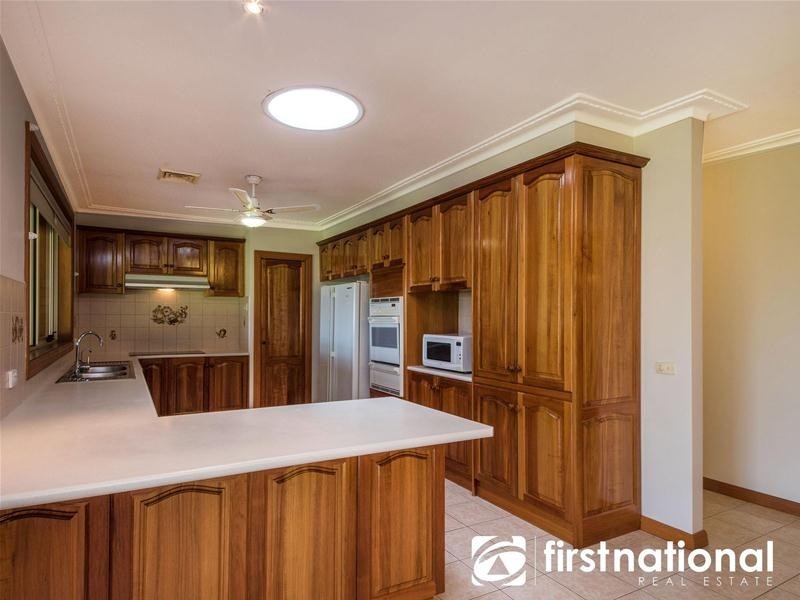 5 Fairmont Court, Narre Warren North VIC 3804