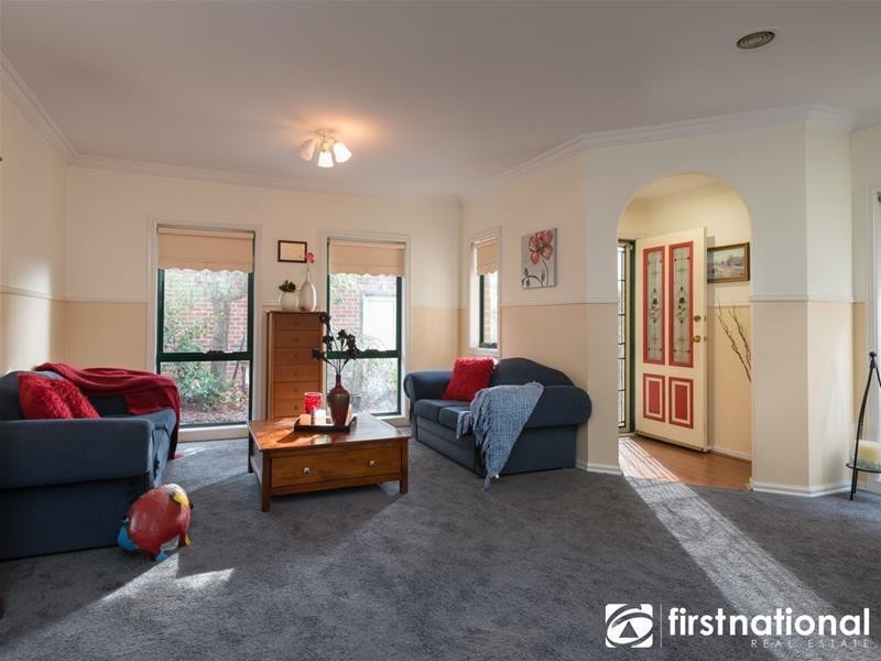 12 Zena  Place, Berwick VIC 3806