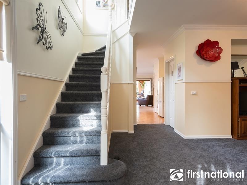 12 Zena  Place, Berwick VIC 3806