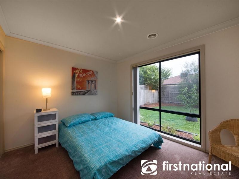 40 Fieldstone Boulevard, Beaconsfield VIC 3807