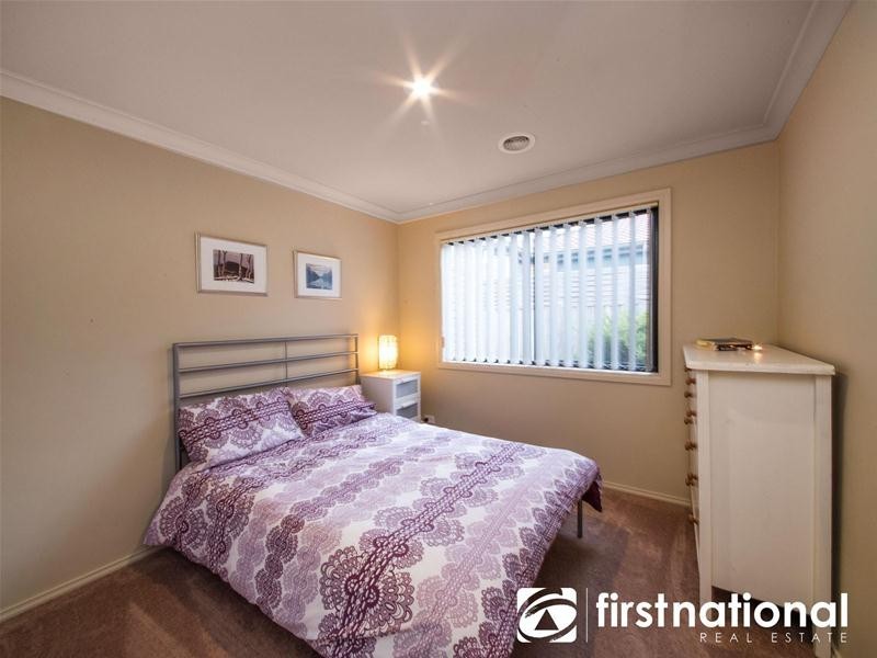 40 Fieldstone Boulevard, Beaconsfield VIC 3807